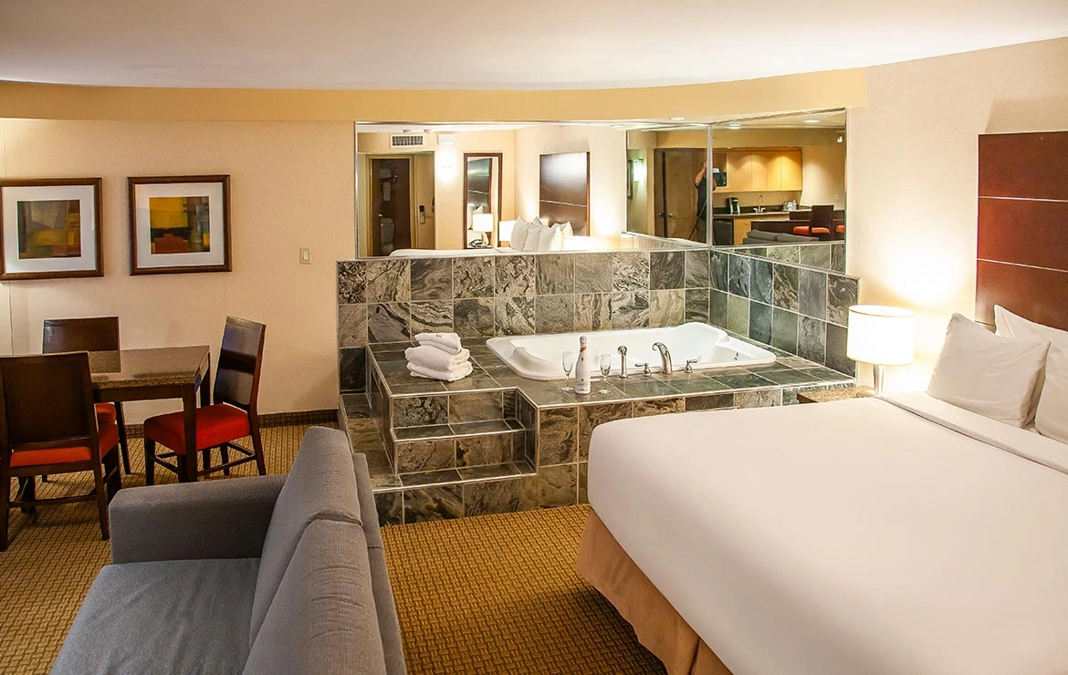 Executive Room, 1 King bed with Hot Tub: